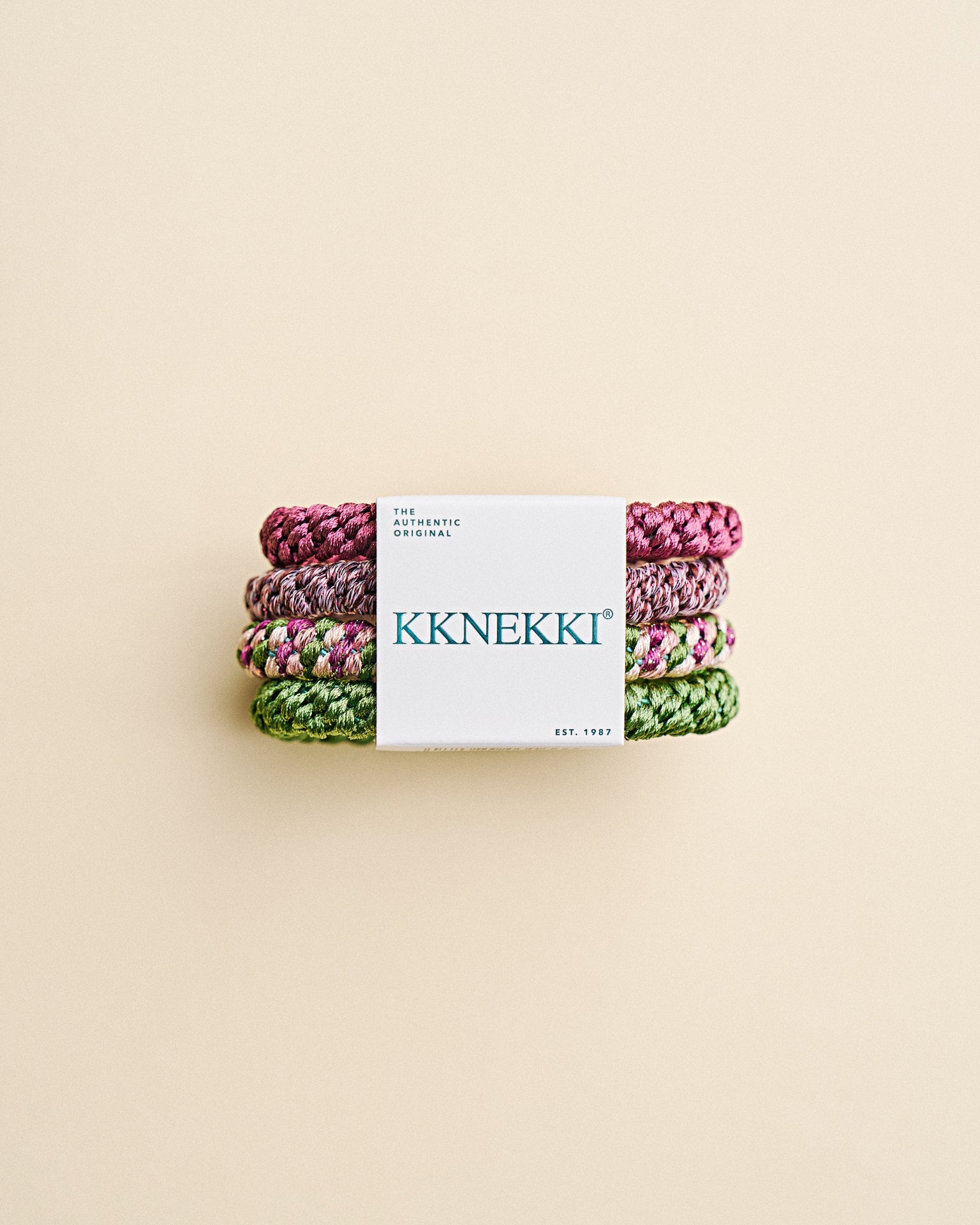 BUNDLE 66 • 4 HAIR TIES