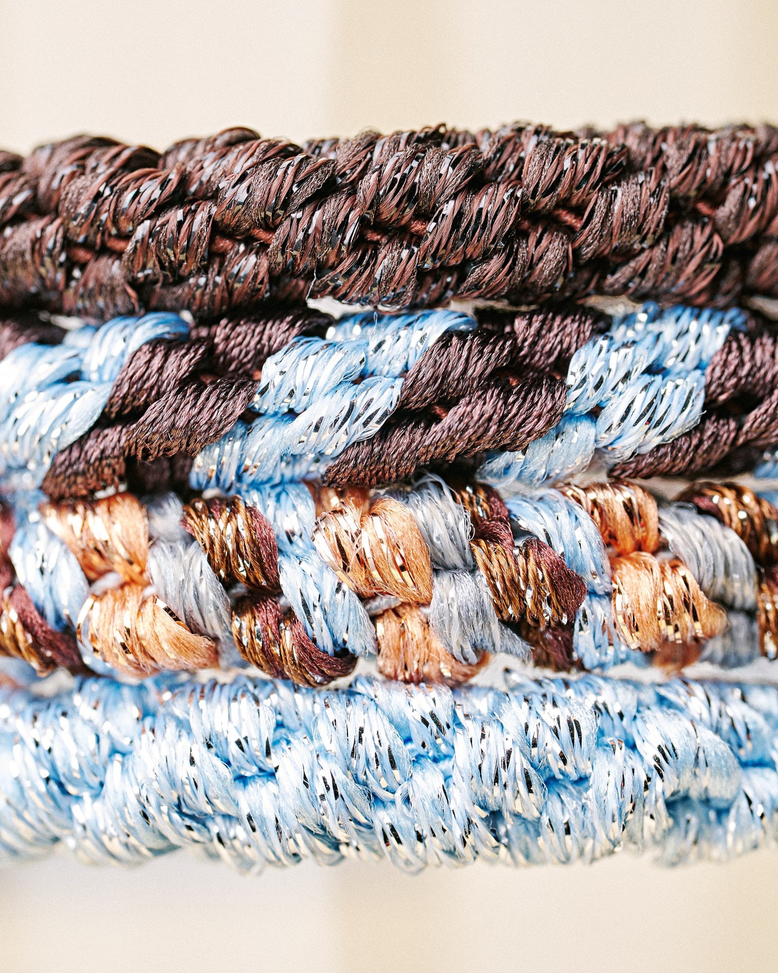 BUNDLE 67 • 4 HAIR TIES