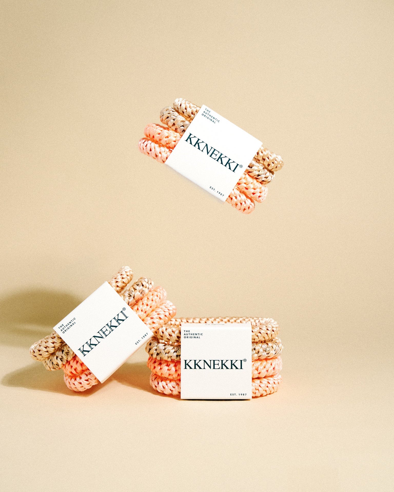 BUNDLE 63 • 4 HAIR TIES