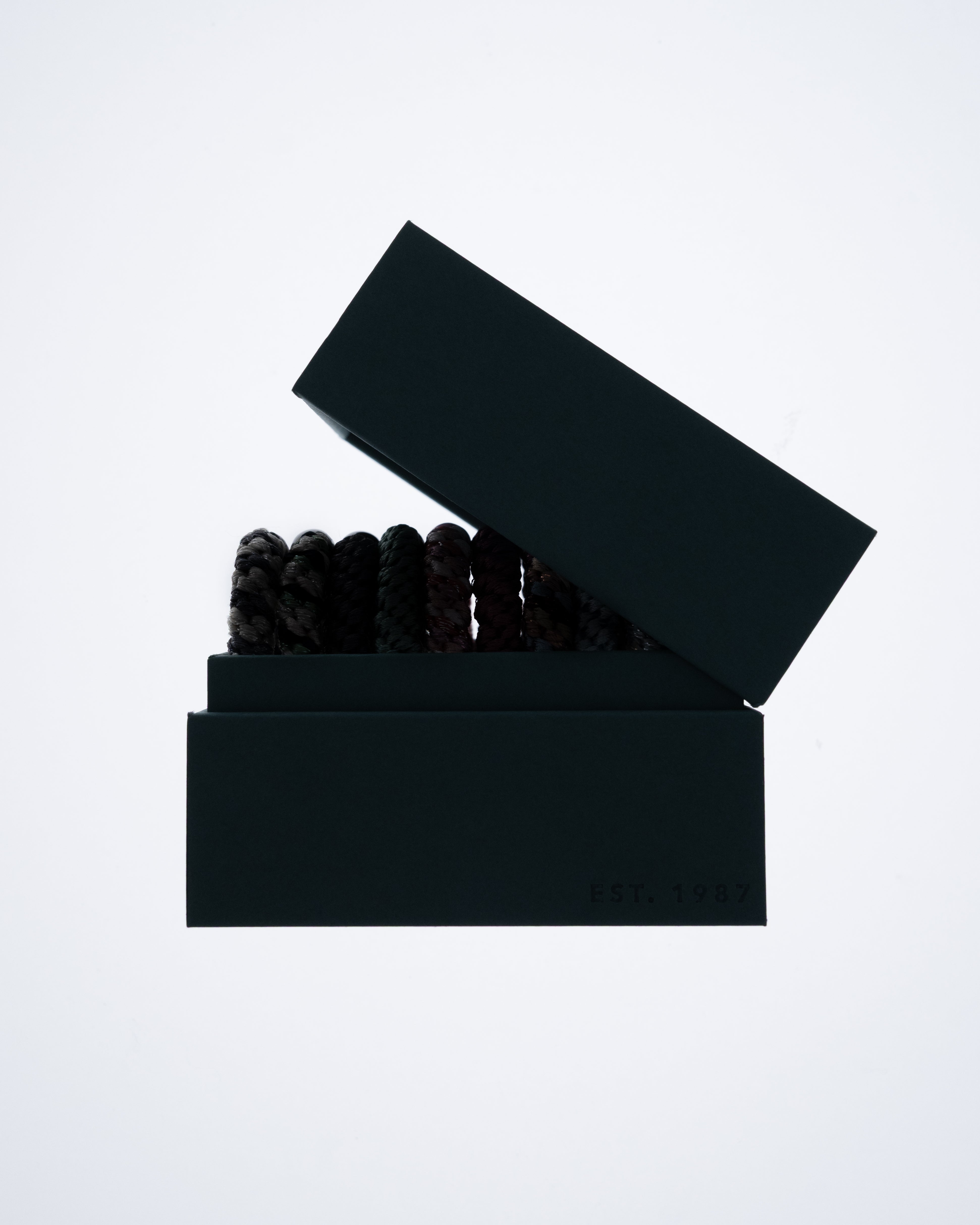 MYSTERY BOX • PRE-FILLED 10 HAIR TIES